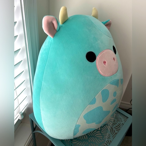 16” Tuluck Cow Squishmallow - Ultra Rare - BNWT - Picture 2 of 6
